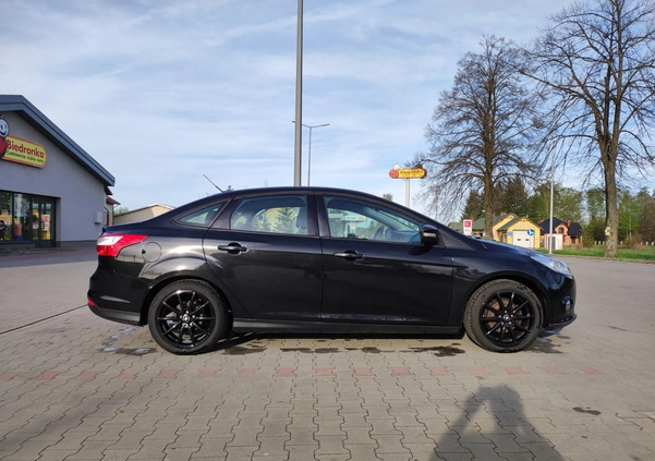 Ford Focus cena 25900 przebieg: 190000, rok produkcji 2014 z Złocieniec małe 106